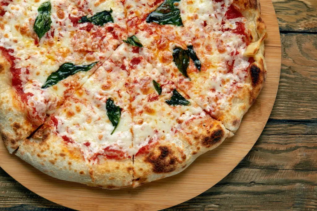 Double Cheese Margherita Pizza